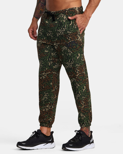 3 Swift Sweatpants Green VJ301SWT RVCA