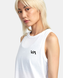 2 VA Muscle Workout Tank Top White AVJKT00216 RVCA