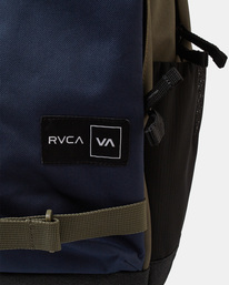 4 Curb Skate 29 L Skate Backpack Blue AVYBP00119 RVCA