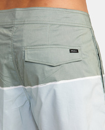 9 County Boardshorts 18" Blue AVYBS00120 RVCA