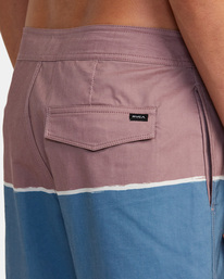 9 County Boardshorts 18" Blue AVYBS00120 RVCA