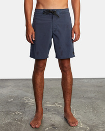 1 VA Pigment Boardshorts 18" White AVYBS00131 RVCA