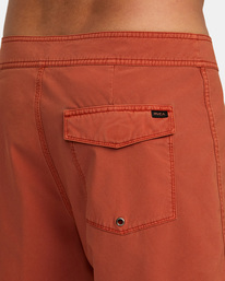 7 VA Pigment Boardshorts 18" Orange AVYBS00131 RVCA