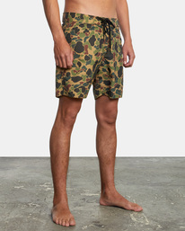 6 Stanton Boardshorts 17"  AVYBS00145 RVCA