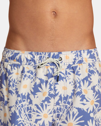 8 VA Pigment Elastic Waist Boardshorts 17" Purple AVYBS00207 RVCA