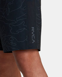 7 Apex Plus Boardshorts 18" Black AVYBS00222 RVCA