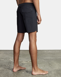 6 Anderson Boardshorts 17" Black AVYBS00238 RVCA