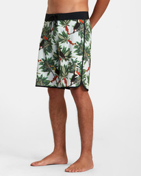 4 Eastern Boardshorts 20" Green AVYBS00261 RVCA