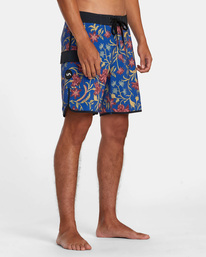 4 Eastern Boardshorts 18" Blue AVYBS00262 RVCA