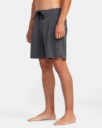 4 Eastern Boardshorts 18" Black AVYBS00262 RVCA