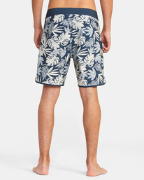 2 Eastern Boardshorts 18" Blue AVYBS00262 RVCA