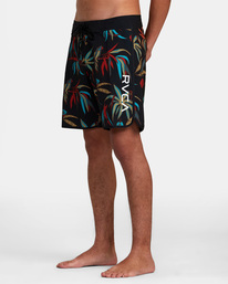 4 Eastern Boardshorts 18" Red AVYBS00262 RVCA