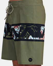 3 Hawaii Monstera 2.0 VA 18" Boardshorts Green AVYBS00288 RVCA