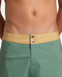 7 Sunset Boardshorts  17" Green AVYBS00304 RVCA