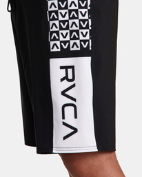 3 Barron Mamiya - Swim Shorts for Men  AVYBS00311 RVCA