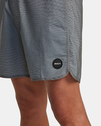 8 Freeport Boardshorts  16" Black AVYBS00331 RVCA