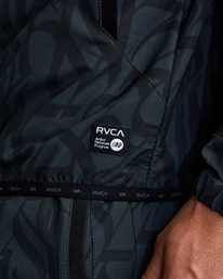 Thug Rose Yogger Training Jacket | RVCA