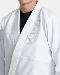 4 RVCA x Shoyoroll Brazilian Jiu Jitsu Gi White AVYKI03007 RVCA