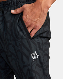 3 THUG ROSE YOGGER TECHNICAL JOGGERS Black AVYNP00192 RVCA
