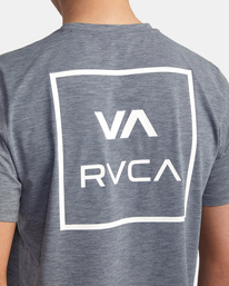 7 RVCA Short Sleeve Rashguard Grey AVYWR00118 RVCA