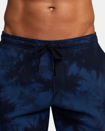 8 Sport Elastic Waist Walkshorts IV 19" Blue AVYWS00135 RVCA