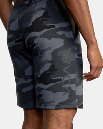 7 Sport Elastic Waist Walkshorts IV 19" Brown AVYWS00135 RVCA