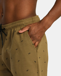 3 Sport Elastic Walkshorts IV 19" Brown AVYWS00135 RVCA
