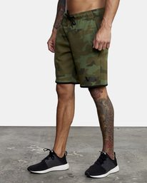 3 Sport Elastic Waist Walkshorts IV 19" Green AVYWS00135 RVCA