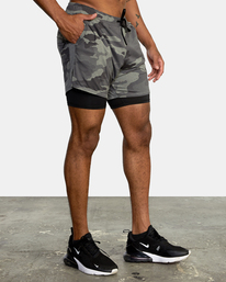 6 Sport Vent Elastic Running Shorts 16" Brown AVYWS00148 RVCA
