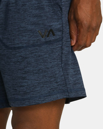 8 C-Able Elastic Walkshorts 17" Blue AVYWS00157 RVCA