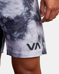 3 Fight Scrapper Elastic Waist Walkshorts 15" Black AVYWS00174 RVCA