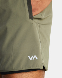3 Yogger Elastic Waist Running Shorts 15" Green AVYWS00227 RVCA