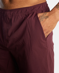 8 Yogger Train 2-In-1 Elastic Waist Workout Shorts 17" Red AVYWS00229 RVCA