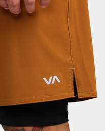 2 Yogger Train 2-In-1 Elastic Waist Workout Shorts 17" Brown AVYWS00229 RVCA