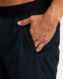 7 Yogger Plus 18" Training Shorts Black AVYWS00234 RVCA