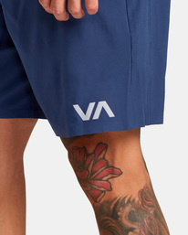 3 Yogger Plus 18" Training Shorts Blue AVYWS00234 RVCA