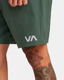 3 Yogger Plus 18" Training Shorts Green AVYWS00234 RVCA