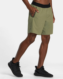 5 Yogger Plus 18" Training Shorts Beige AVYWS00234 RVCA