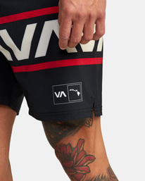 3 Hawaii Fight Scrapper 17" Technical Shorts Black AVYWS00254 RVCA