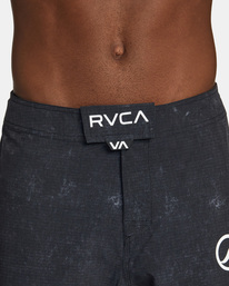 9 Ruotolo Fight Scrapper 17" - Technical Training Shorts for Men  AVYWS00292 RVCA