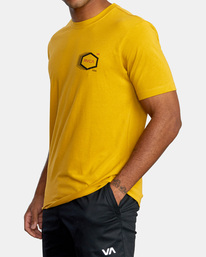 2 Tech Hex Tee  AVYZT01091 RVCA