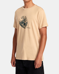 4 Doomsday Tee Beige AVYZT01264 RVCA