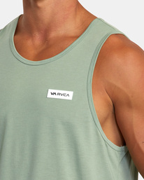 9 Icon Tank Top Green AVYZT01366 RVCA