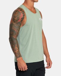 7 Icon Tank Top Green AVYZT01366 RVCA