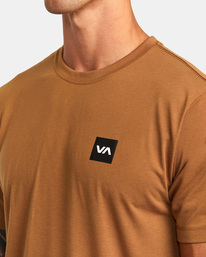 5 RVCA 2X Tee Brown AVYZT01368 RVCA