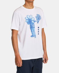 4 Flower Friend T-Shirt White AVYZT01470 RVCA