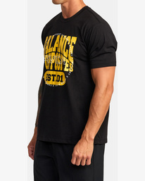 1 RVCA Pin Block T-Shirt Black AVYZT01538 RVCA