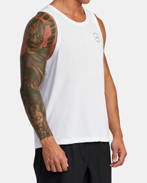 5 VA Levels Tank White AVYZT01542 RVCA
