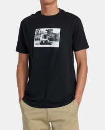 8 Andrew 2002 - Camiseta para Hombre Negro AVYZT01946 RVCA