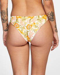 6 Avant Gardner Medium - Cheeky Coverage Bikini Bottoms for Women White C3SBRLRVP2 RVCA